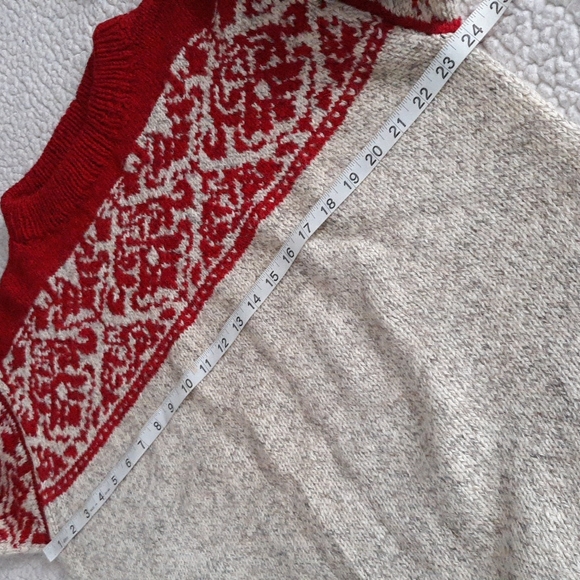 Vintage Brooks Brothers All Wool Beige Red Fair Isle Crew Neck Sweater - Picture 8 of 15
